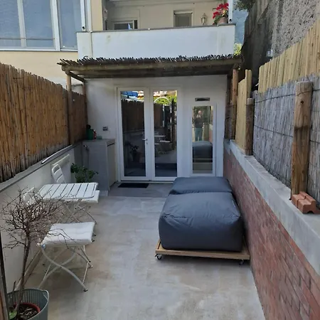 Casa Tradizionale Con Patio, Vicino Al Mare. Appartamento *