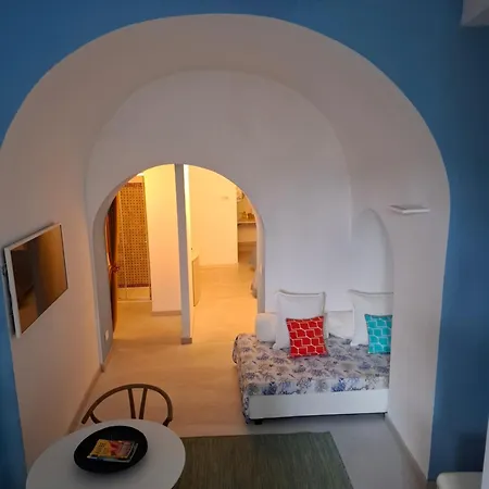 Appartamento Casa Tradizionale Con Patio, Vicino Al Mare. *